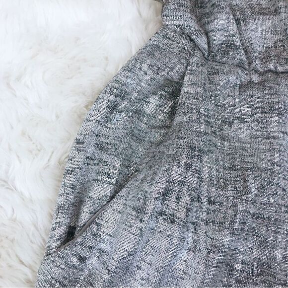 VINCE CAMUTO Metallic Silver Sleeveless Jumpsuit Mock Neck Wide Leg Size 12 - Picture 8 of 11